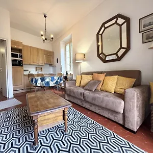 https://apart-hotel-riviera-incroyable-calme-typique-2pcs-vue.fr-provencehotel.com